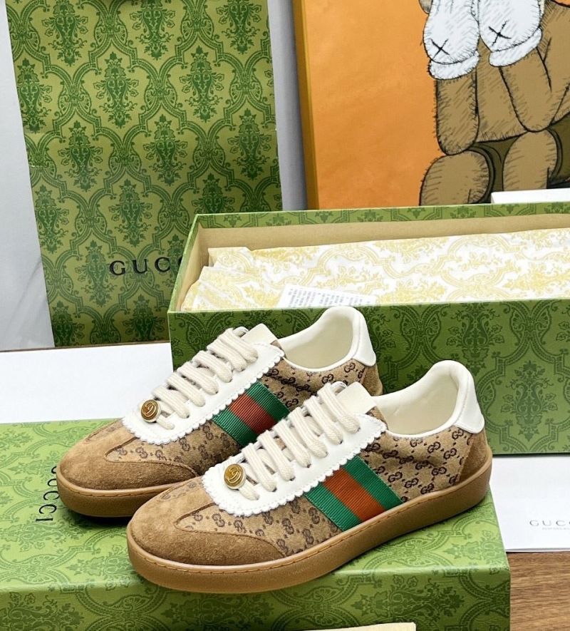 G*u*i casual shoes